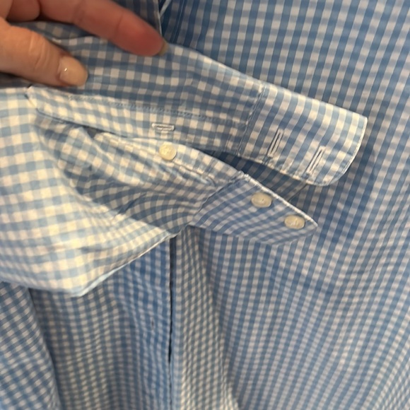 NWOT Vineyard Vines gingham button down, 12, light blue/white - Picture 4 of 6